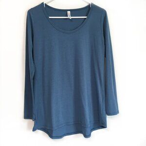 LuLaRoe Women's blue long sleeve t-shirt size small